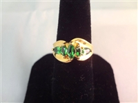 14K Gold Ring (3) Marquise Cut Emeralds (2) Pear Cut Emeralds Ring Size 7
