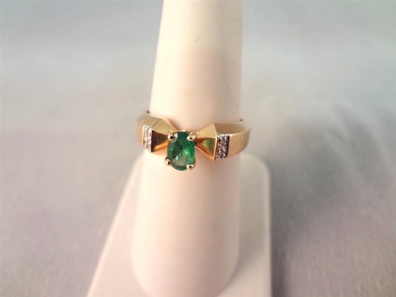 14K Gold Ring Oval Cut Emerald 6x4mm Ring Size 6.5