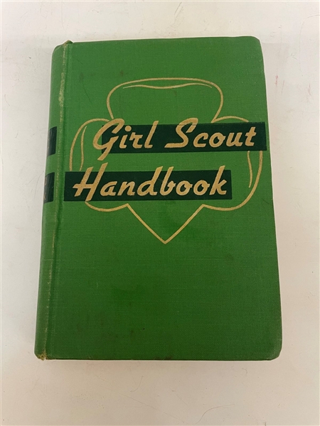 Girl Scout Handbook Imtermediate Program 7th Impression