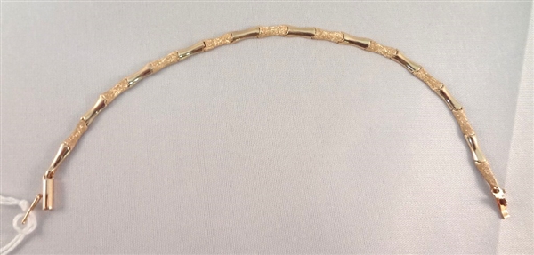 14K Solid Gold Bamboo Pattern Bracelet .16 Troy Ounces