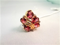 14K Gold Ring (5) Oval Tourmaline 7x5mm, (5) Diamond Chips Ring Size 7.75