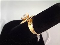 14K Gold Ring (1) Solitaire Cubic Zirconia Ring Size 6.75