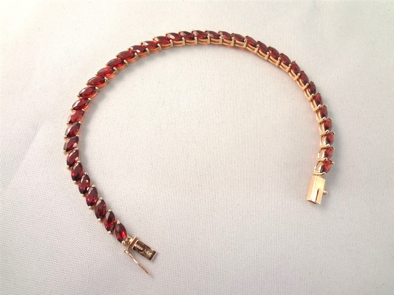 14K Gold Tennis Bracelet (38) Marquise Cut Garnet 6x3mm (9) Carats