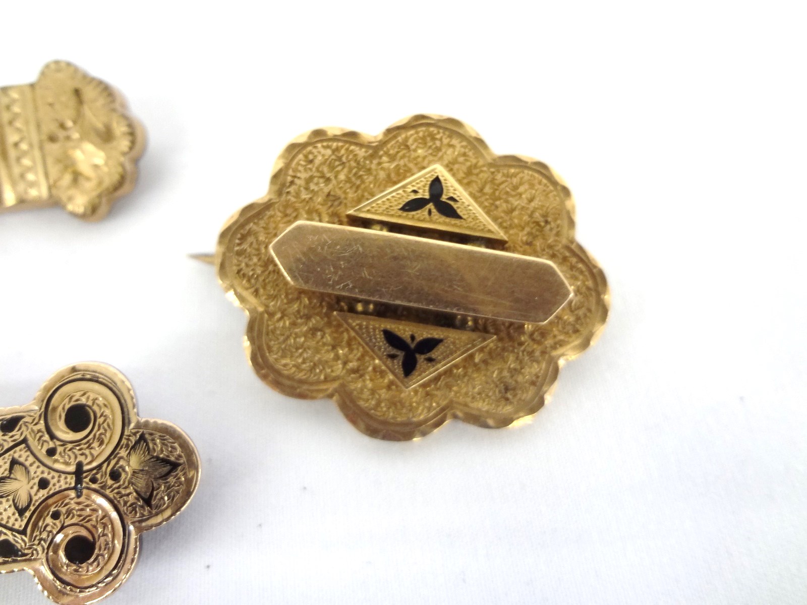 Lot Detail - (5) Victorian Gold Filled Mourning Brooches