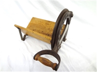 Primitive Raadvad Denmark Bread Slicer