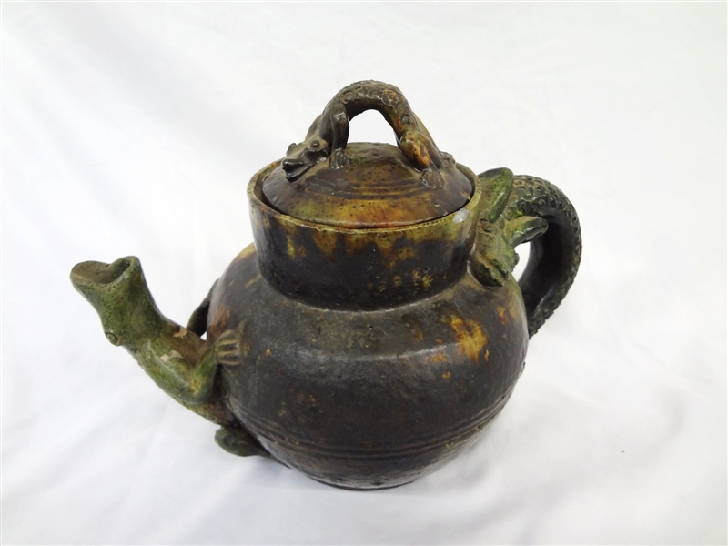 Majolica Lizard Tea Pot