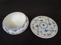 Royal Copenhagen Blue Onion Full Lace Dish with Under Plate