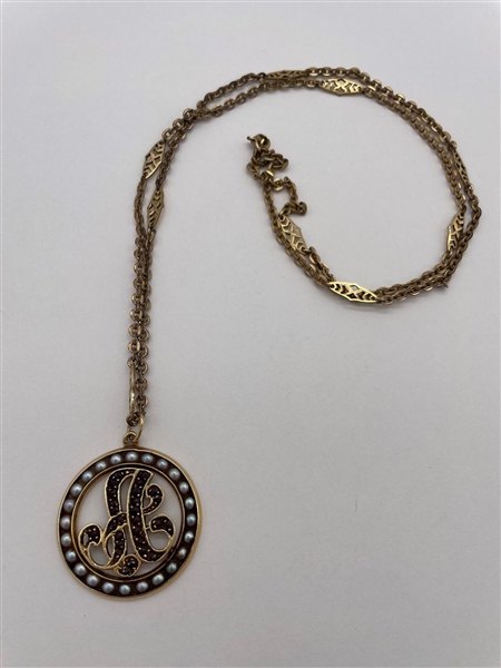 14k Gold Garnet Pendant on Chain