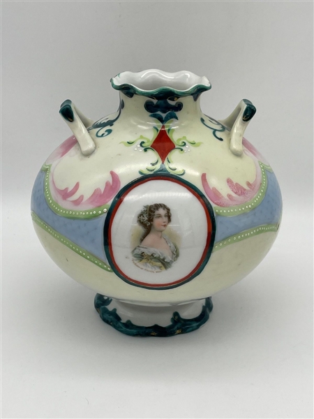 NPSK Dowsie Squat Two Handle Portrait Vase