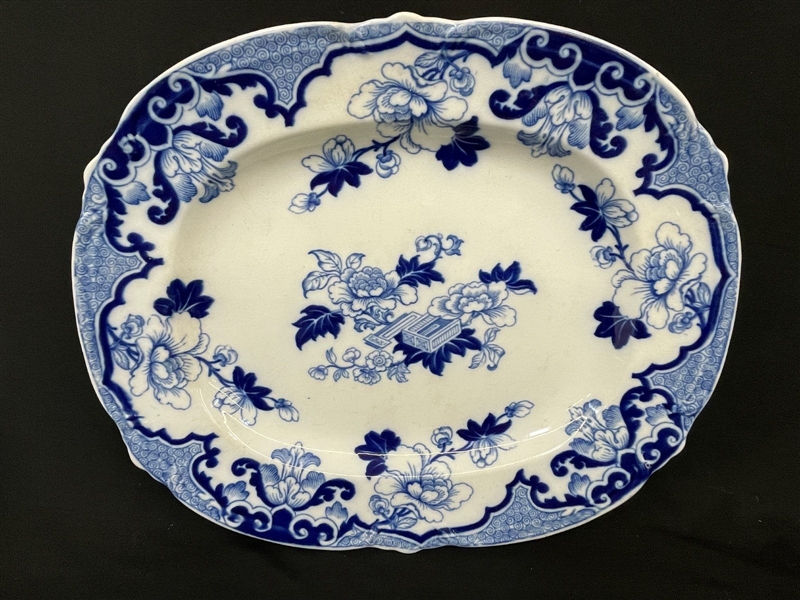 Large Flow Blue Platter