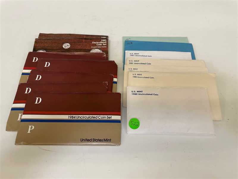 (13) United States Uncirculated Mint Sets in Envelopes (#522)