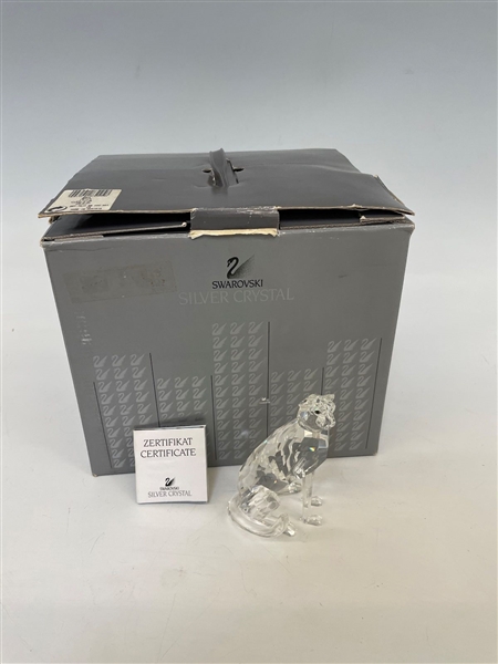 Swarovski Crystal Leopard 7610 With COA and Box