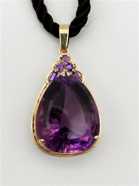 14k Gold Pear Shaped 1.5" Amethyst Pendant