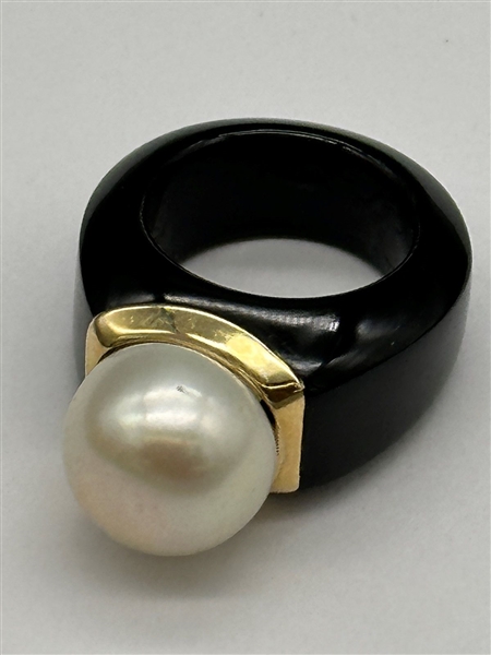 14k Yellow Gold Onyx Pearl Ring