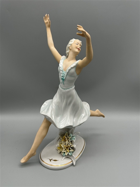 Unterweissbach Thuringia Dancer Figurine