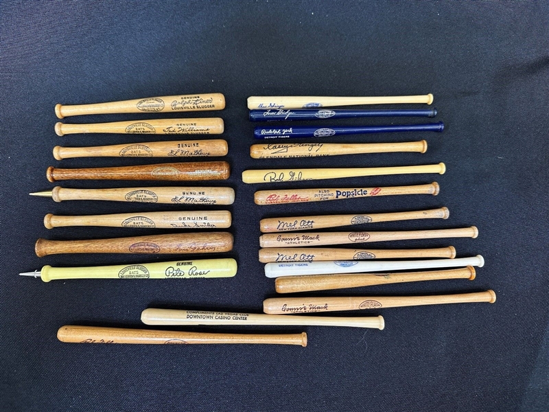 (22) Wooden Pens, Pencils MLB Louisville Slugger Bats