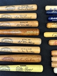 (22) Wooden Pens, Pencils MLB Louisville Slugger Bats