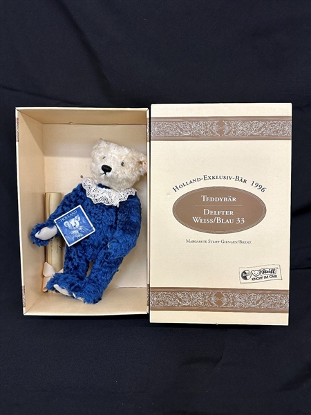 1996 Steiff Holland Bear in Original Box