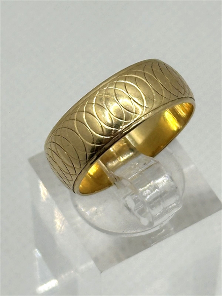 14k Yellow Gold Etched Band