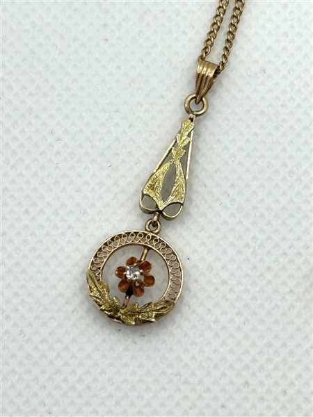 14k Yellow Gold Necklace With Victorian Drop Dangle Pendant