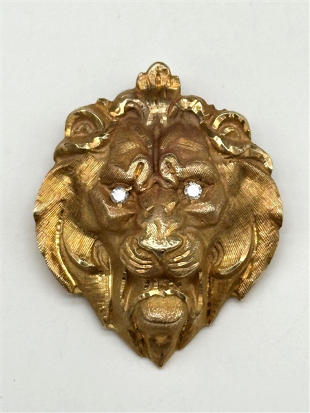 14k Yellow Gold Lion Head Pendant With Diamond Eyes