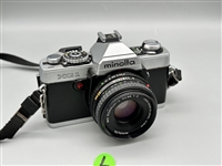 (L) Minotla & Konica 35mm SLR Cameras