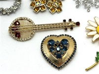 (9) Weiss Costume Jewelry Brooches