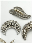 (13) Vintage Clear Rhinestone Brooches