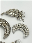(13) Vintage Clear Rhinestone Brooches