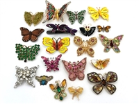 (19) Group of Butterfly Brooches