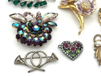 Incredible Group of Signed Vintage Jewelry Brooches; Richelieu, Hollycroft, Rene, Others