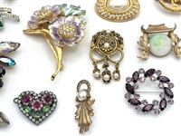 Incredible Group of Signed Vintage Jewelry Brooches; Richelieu, Hollycroft, Rene, Others