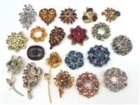(19) Vintage Signed Jewelry Brooches; Raleigh Gold Filled, Sarah Cov, Others