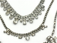 (3) Vintage Clear Multi Strand Rhinestone Necklaces: Garne, Weiss