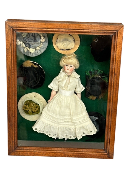 Kestner 172 "Gibson Girl" Doll In Shadow Box With Hats