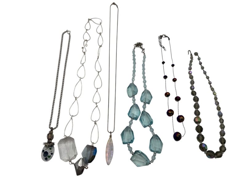 (6) Vintage Costume Jewelry Necklaces