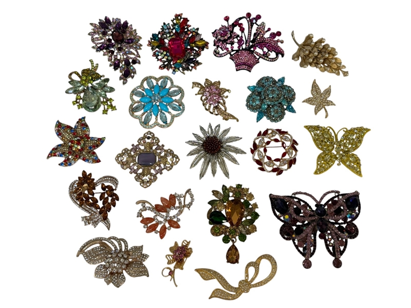 (21) Flower and Butterfly Costume Jewelry Brooches