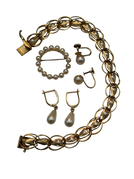 14k Gold and Pearls Jewelry