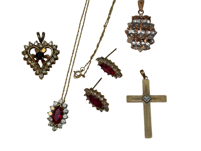 Group of 10k Gold Jewelry