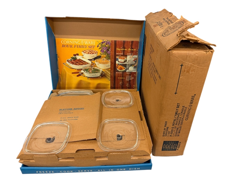Corning Ware Blue Cornflower P-1000-D Royal Family Set in Original Box