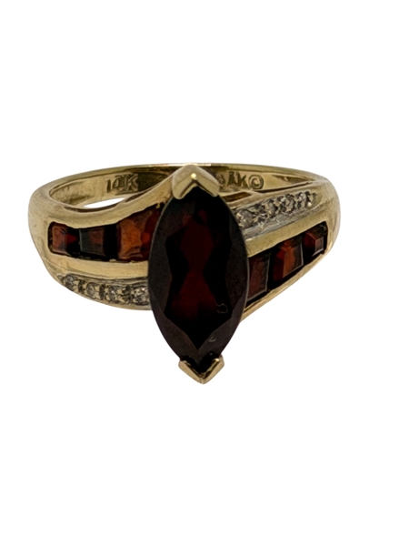 14k Gold Ring with Garnets and Diamonds