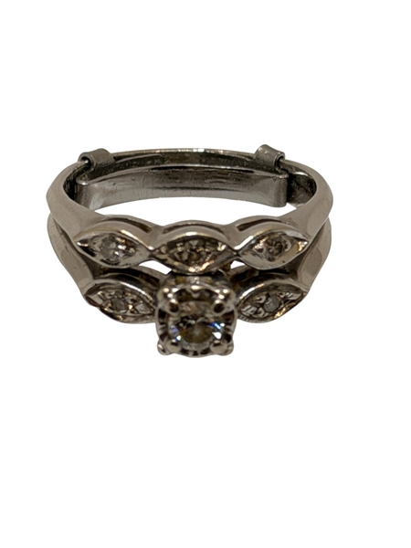 14k White Gold Wedding Ring with Diamonds
