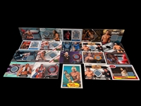 (19) Material Wrestling Cards (1) 1985 Topps WWF Hulk Hogan