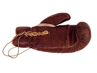 1950's Benlee Boxing Glove Autographed by Irish Pat Murphy