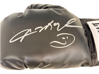Sugar Ray Leonard Everlast Black Autographed Boxing Glove Schwartz Sports Authority COA