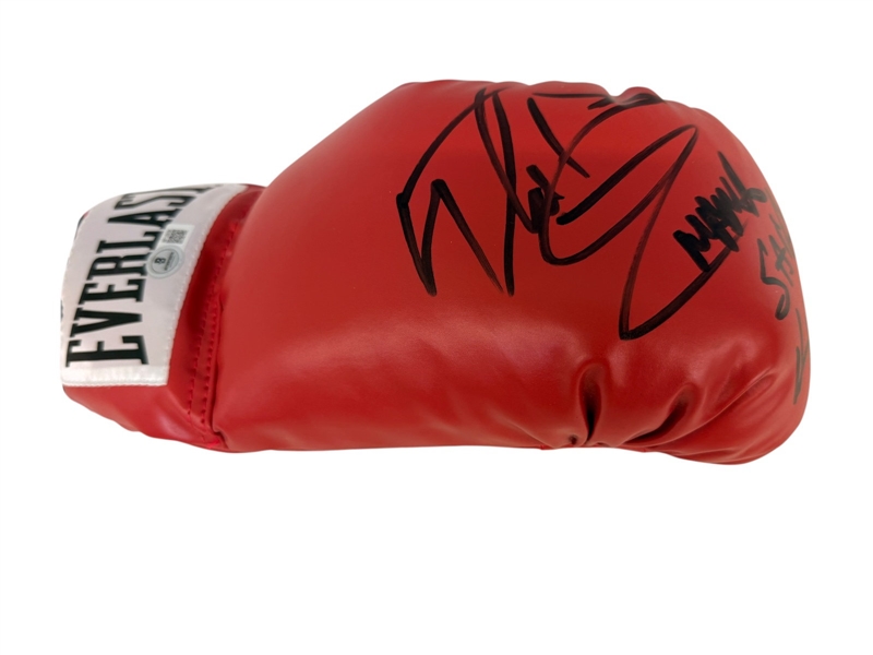 LL Cool J Autographed Red Everlast Boxing Glove Beckett COA "MamaSaid Knock You Out"
